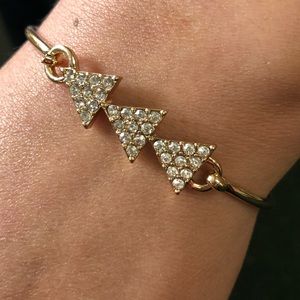 Guess bracelet new with tags!!